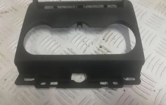 Renault Clio V Car ashtray trim 682609677R