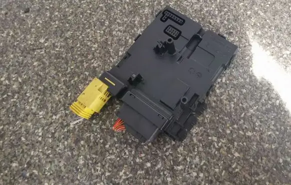 Volkswagen PASSAT B6 Other control units/modules 3C0953549L