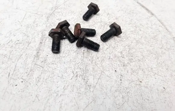 Opel Astra H Nuts/bolts 
