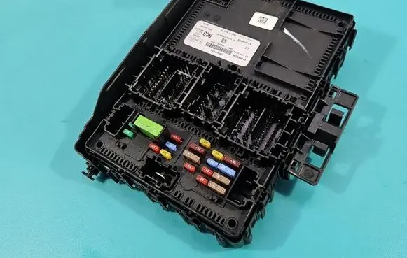 Ford Focus Central body control module JX6T15604BCD IMPRK1584164