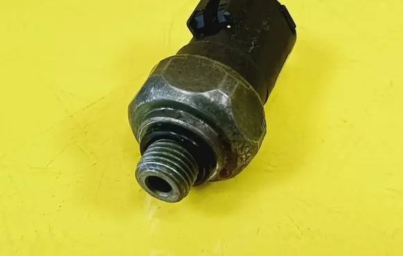 Air conditioning (A/C) pressure sensor