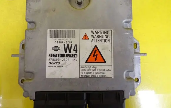 Nissan Almera Tino Engine control unit/module 23710BU706 275800-2392