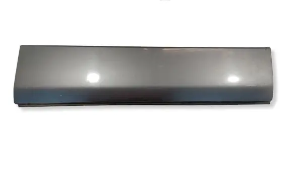 Suzuki Grand Vitara II Front door trim (molding) 7758065J00