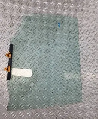 Nissan Terrano Rear door window glass
