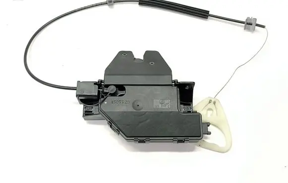Tailgate/trunk/boot lock/catch/latch
