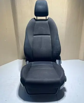 Mazda 3 Front driver seat 