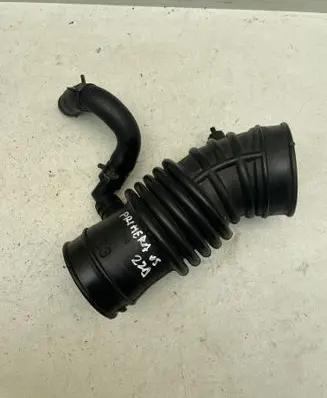 Nissan Primera Air intake hose/pipe