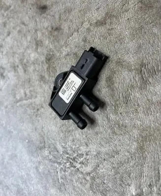 Citroen C4 II Rear glass lock/latch C881 9662143180