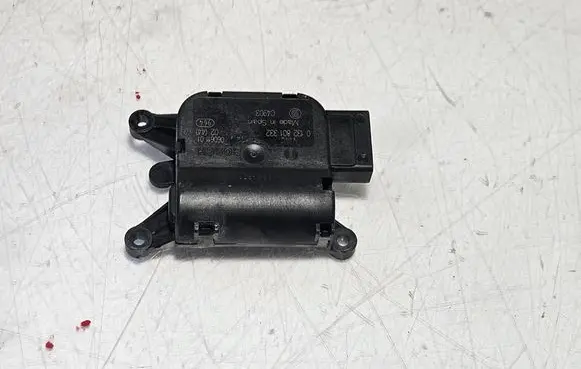 Mercedes-Benz Vito Viano W639 Air flap motor/actuator 0132801332