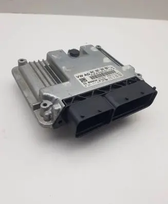Volkswagen Golf VII Engine control unit/module 04C907309BB 0261S17849