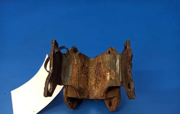 Jaguar XJS Gearbox mount