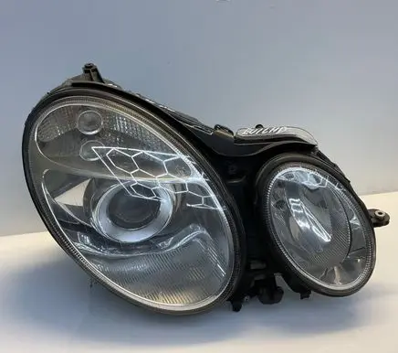 Mercedes-Benz E W211 Headlight/headlamp A2118201461 2118201461