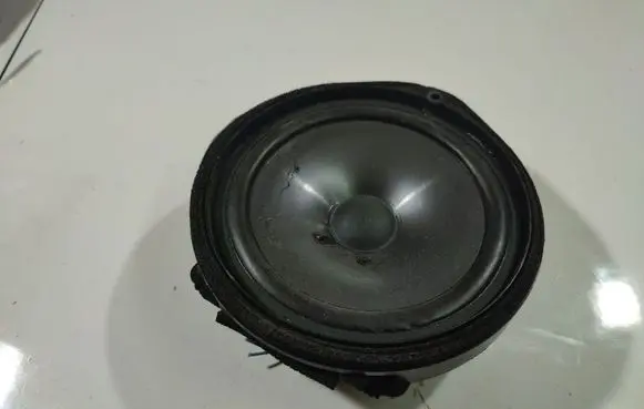 Honda Civic Front door speaker