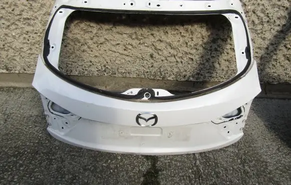 Mazda 3 II Tailgate/trunk/boot lid