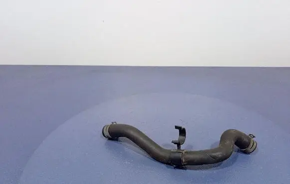 Porsche Panamera (970) Engine coolant pipe/hose 971121081CT