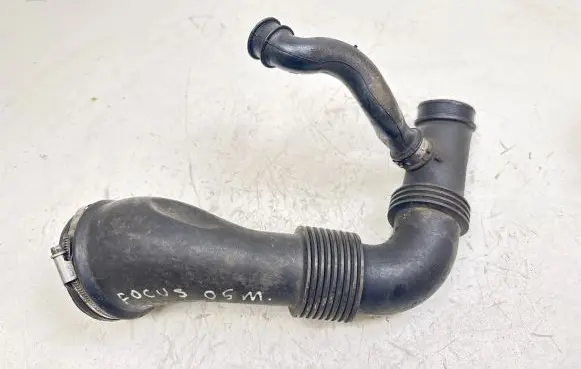 Ford Focus Air intake hose/pipe 4M519A673AE 6652A