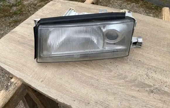 Skoda Octavia Mk2 (1Z) Headlight/headlamp