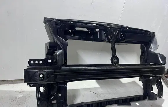 Volkswagen Caddy Radiator support slam panel