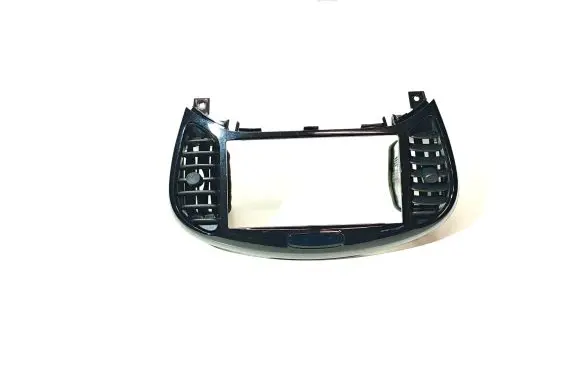 Nissan Juke I F15 Radio/GPS head unit trim 68260BX80A