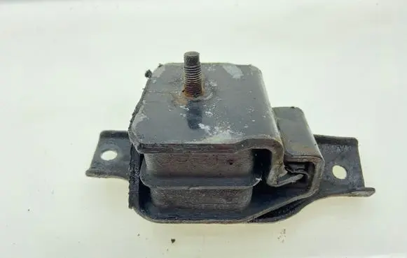 Subaru Forester SF Engine mount bracket 41022AA080 41022AA