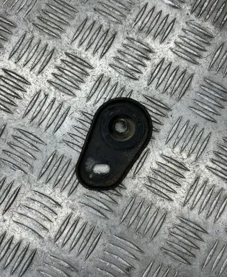 Mercedes-Benz X-class W470 Radiator mount bracket 7N3460 7N3460R 21506