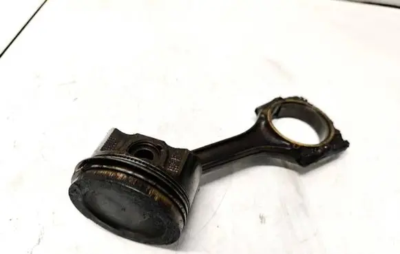 Audi A4 S4 B5 8D Piston with connecting rod bhs078