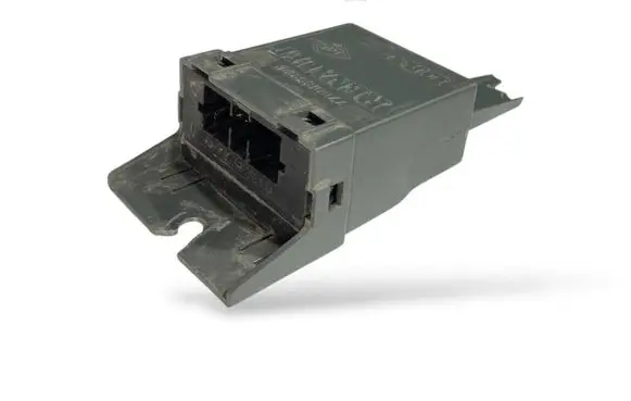 Renault Master II Door control unit/module 7700822928
