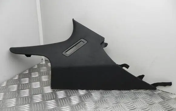 Mercedes-Benz C AMG W204 (C) pillar trim A2046900725 Baldai3022