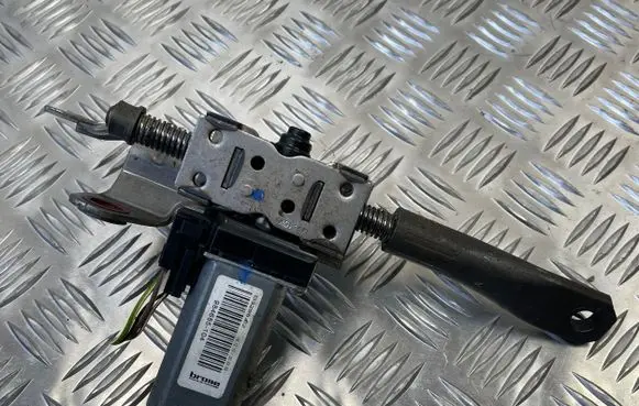 Skoda Superb B6 (3T) Seat adjustment motor 984685104 D329802
