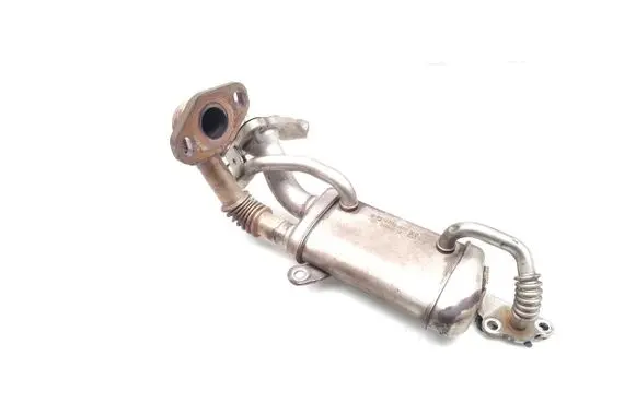 Nissan Juke I F15 EGR valve cooler 147350364R 32690976A