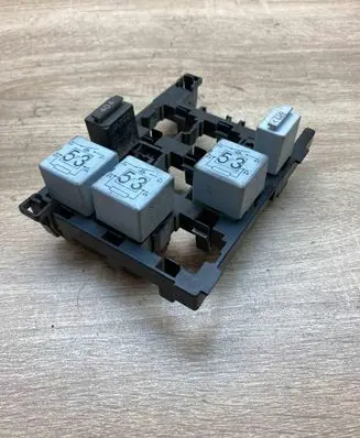 Volkswagen Tiguan Fuse box set 1T1937503A