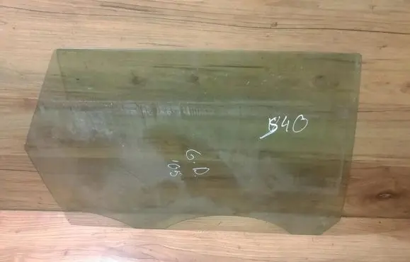 Volvo S40 Rear door window glass