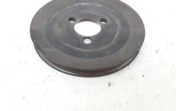 Audi A6 S6 C4 4A Power steering pump pulley 050121031A