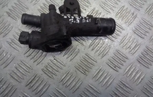 Thermostat/thermostat housing