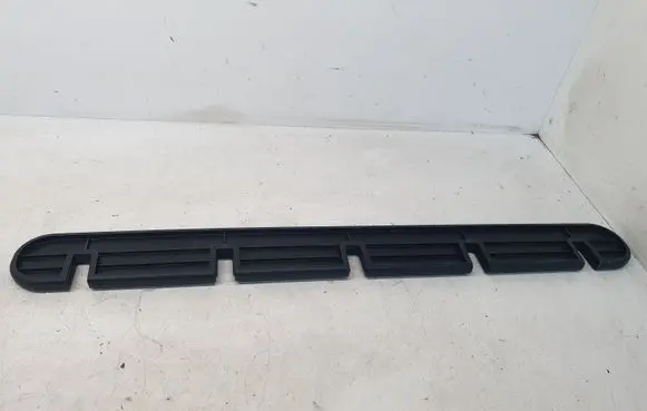 BMW 5 E60 E61 Trunk separation 5147711673605 52107010