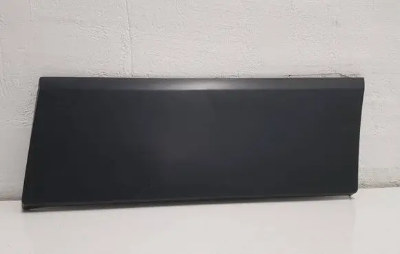 Renault Trafic III (X82) Rear fender molding trim 788137407R 788131169 93868749