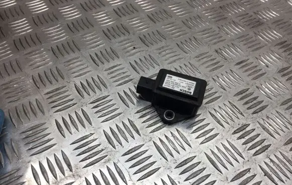 Audi A4 S4 B6 8E 8H ESP acceleration yaw rate sensor 8E0907637A