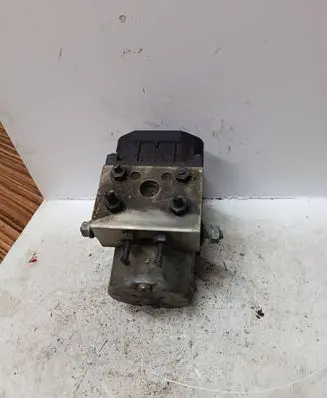 Volkswagen PASSAT B5 ABS Pump 8E0614111AD