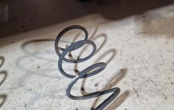 BMW 3 E90 E91 Front coil spring