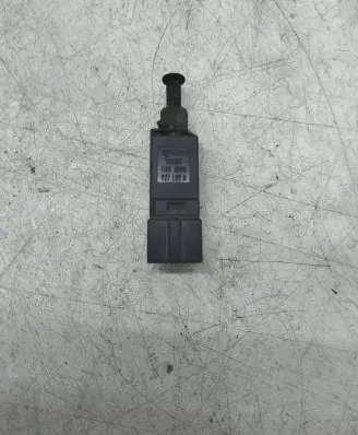Volkswagen Golf IV Brake pedal sensor switch 927189D