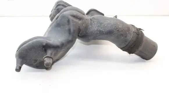 Chrysler 300 - 300C Intake resonator 04591871