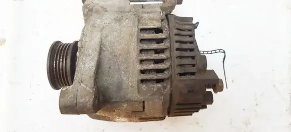Audi A4 S4 B5 8D Generator/alternator 2541856a