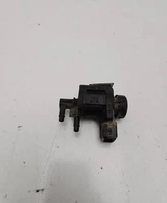 Audi A3 S3 8L Turbo solenoid valve 1j0906283