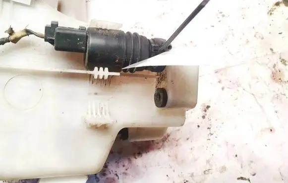 BMW X5 E53 Windscreen/windshield washer pump pa6gbgf30