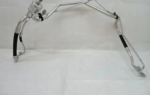 Peugeot Partner Air conditioning (A/C) pipe/hose 9818659280