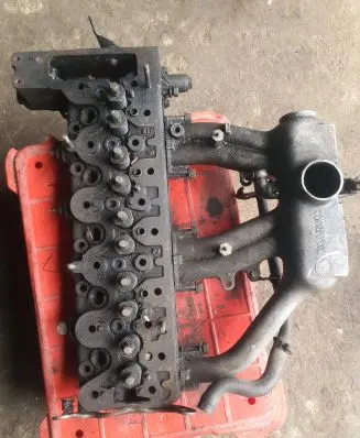Mercedes-Benz W123 Engine head 6170160301 6171410401