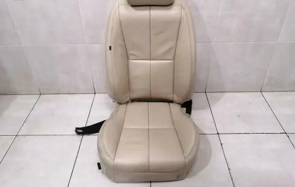 Front passenger seat