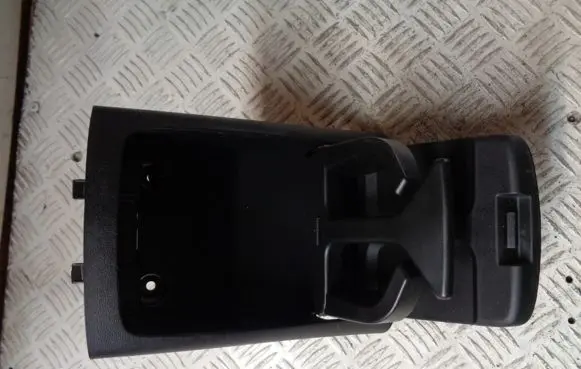 KIA Ceed Cup holder back 1411181 1411185