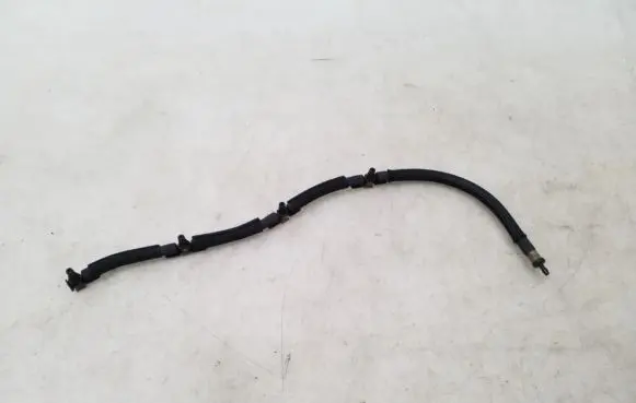 Volkswagen Amarok Fuel return line/hose 