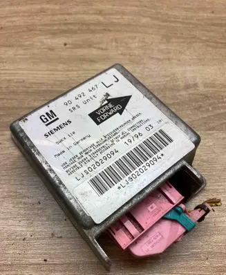Opel Omega B1 Airbag control unit/module 90492467 5WK4110 USED